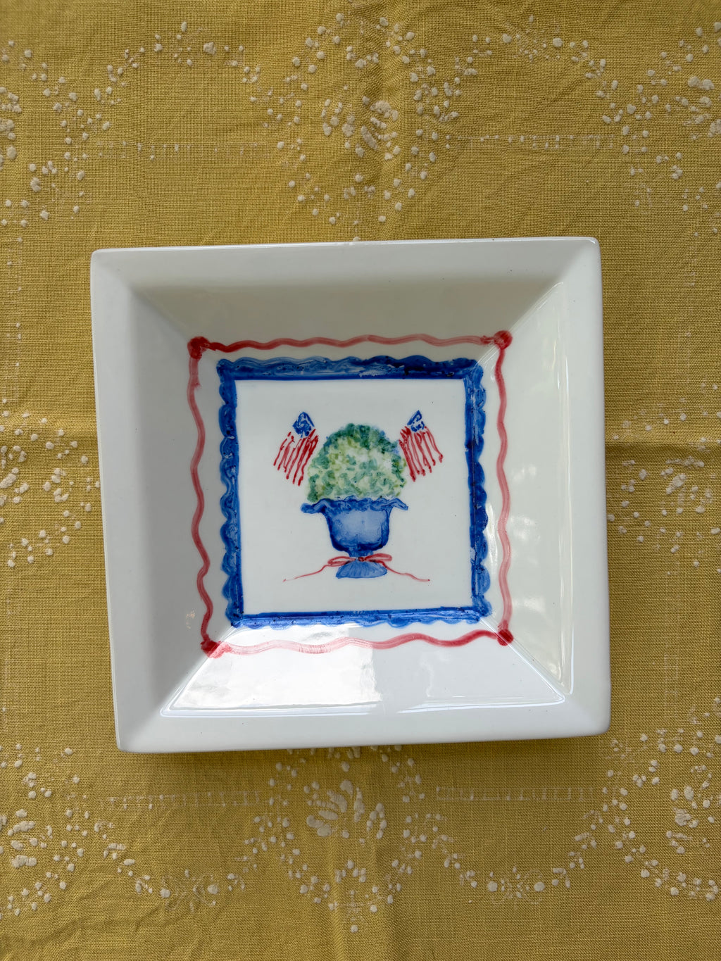Patriotic Topiary Dish