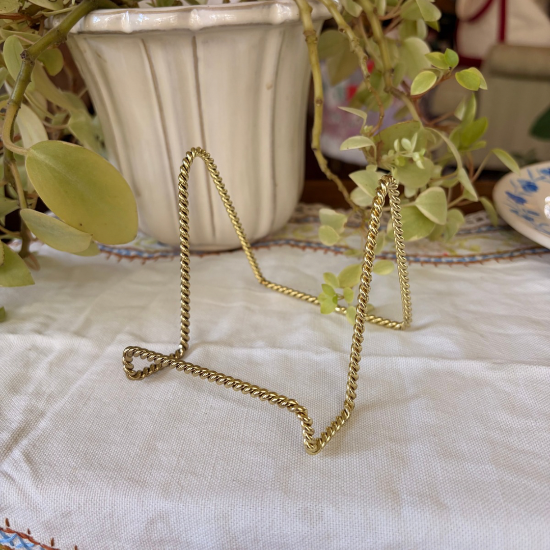Small Plate Easel